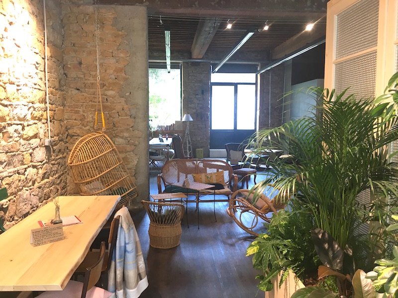 Comptoir et bar du Gaïa Coffee House, Lyon 4e — Atelier Thomas Maincent