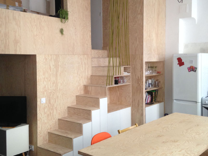Habillages, placards et portes coulissantes en contreplaqué sapin, Lyon 2e — Atelier Thomas Maincent