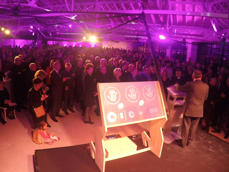 Pupitre pour l'inauguration du garage Citroën, Lyon — Atelier Thomas Maincent