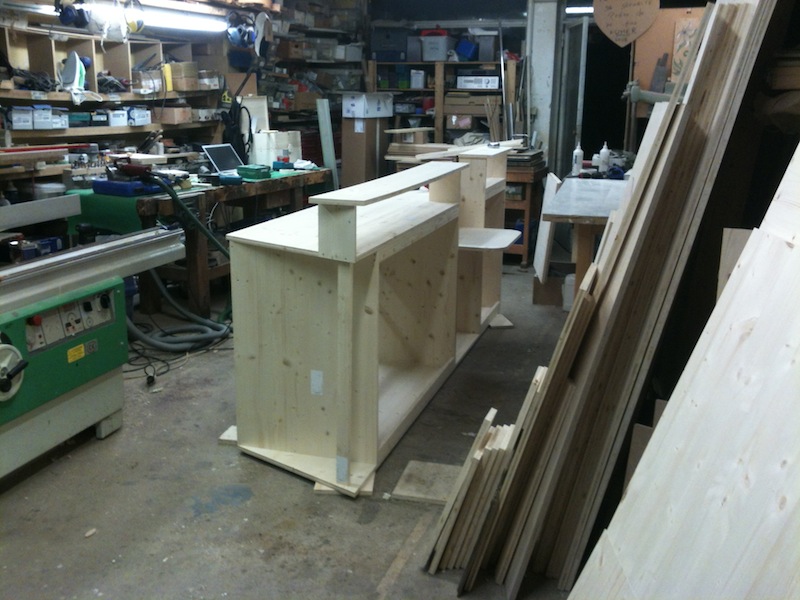 Agencement du caveau Vignobles sur cour, Limony — Atelier Thomas Maincent